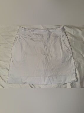 White Women's Skort - Clean Everyday Style